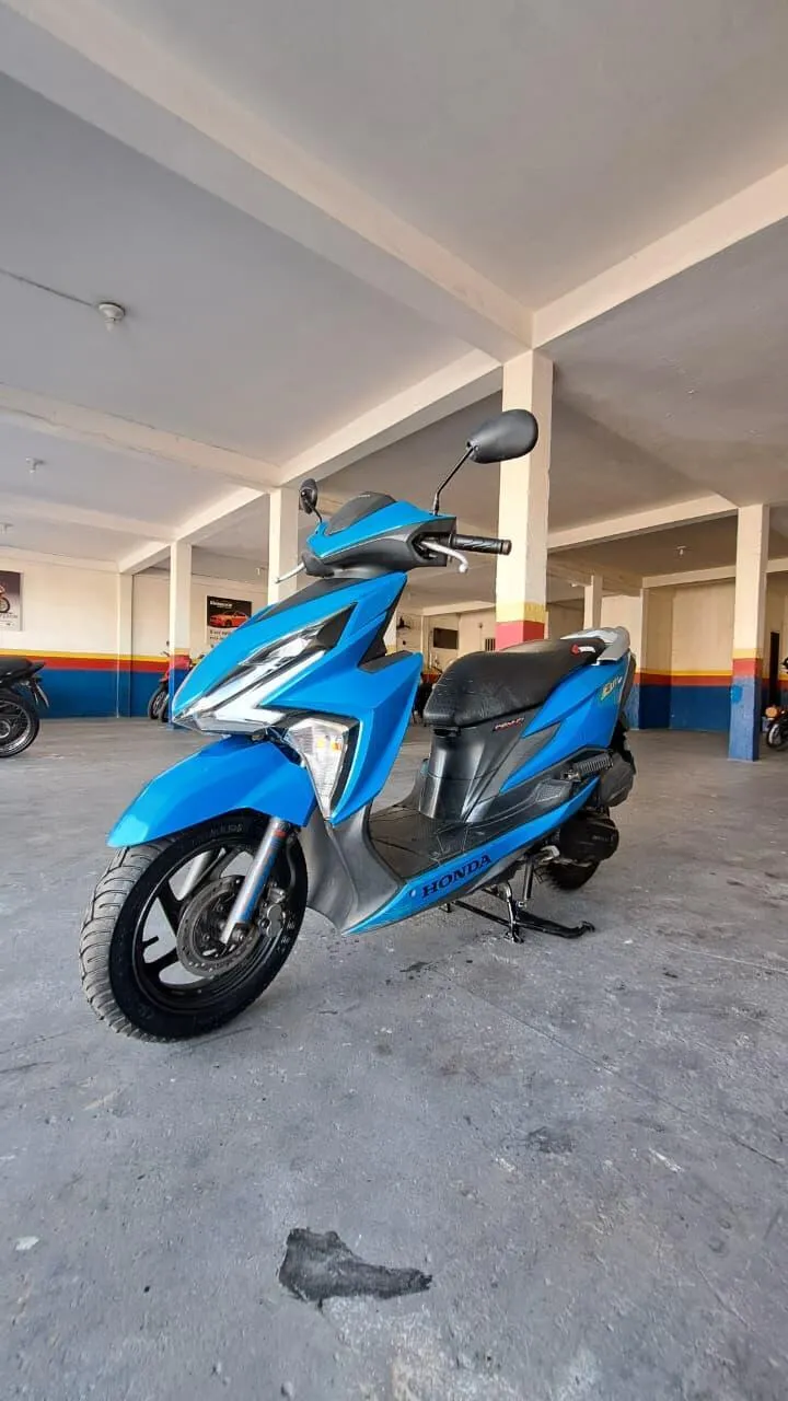 HONDA ELITE 125 FRENTE ESQUERDA